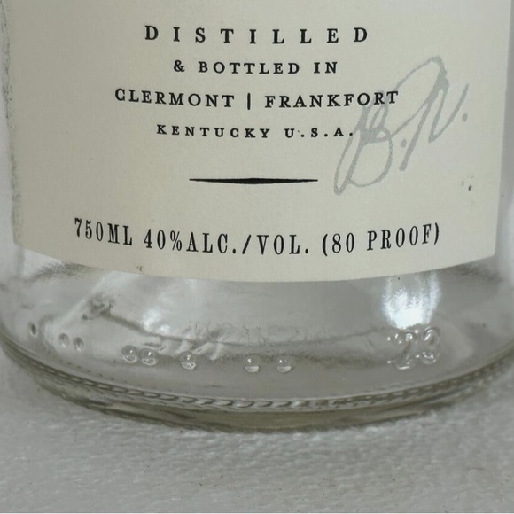 Basil Hayden Kentucky Bourbon Whiskey 750 ml bottle (empty) - Picture 8 of 14